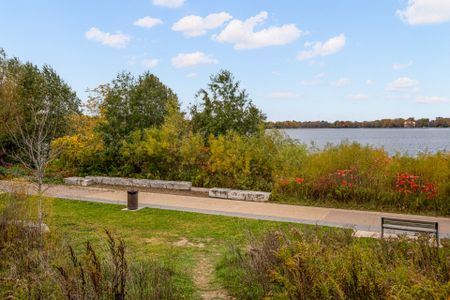 For Lease - 10 Helliwell Crescent, Richmond Hill, Ontario - Photo 3