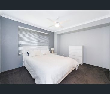 57 Warburton Trail, Lakelands, WA 6180 - Photo 6