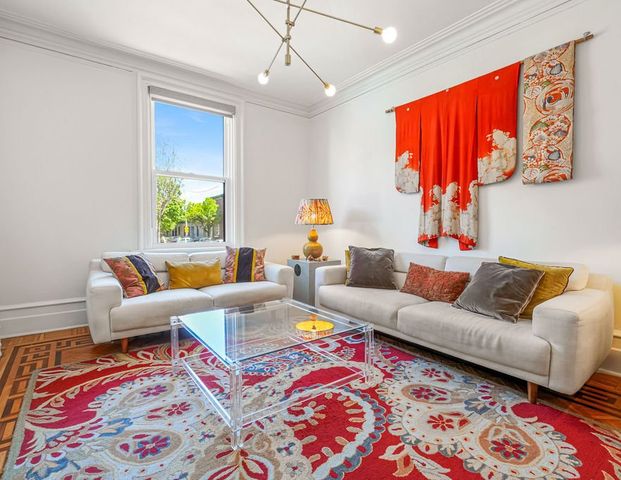 À louer / Maison à étages - Photo 1