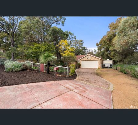 156 Peet Road, Roleystone, WA 6111 - Photo 1