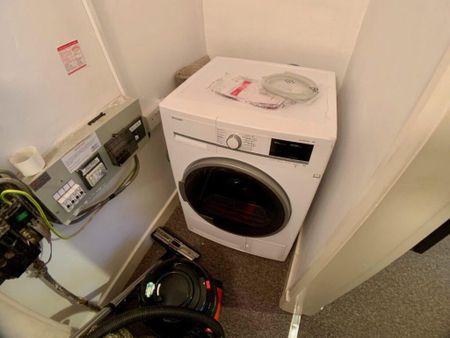 5 bedroom terraced house to rent - Photo 2