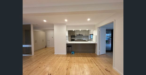 Solar Powered Family Home in a quiet location - Photo 1