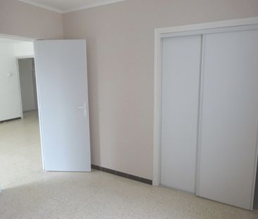 T3 63m²+PARKING 562€ H.C Nîmes route d’Uzès - Photo 1