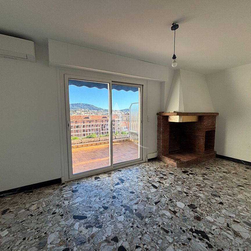 Location Appartement 3 pièces 56m² NICE 06100 - Photo 1