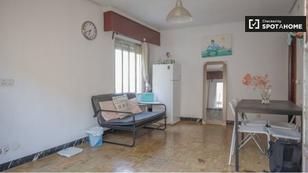 madrid, Community of Madrid 28039 - Photo 3