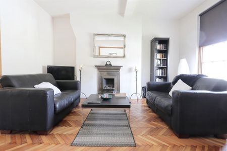 Westgate Street, Cardiff - Photo 3