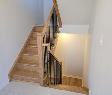 For Lease - 5959 Saigon Street, Mississauga, Ontario - Photo 1