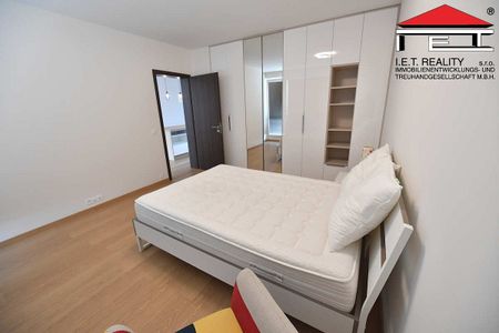 Pronájem bytu 4+kk 111 m² - Фото 4