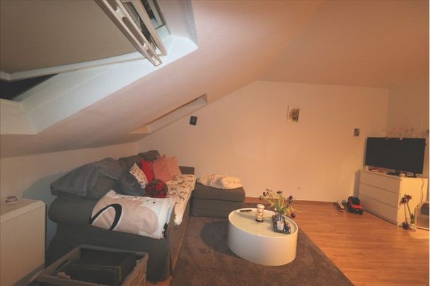 * SCHUCKELIGES NEST FUER SINGLES IN ST. TÖNIS! 1-ZIMMER Mansarden-Apartment, Kornstr. * - Foto 1