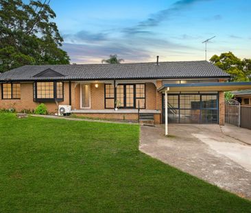 A massive home near amenities with pool - Photo 3