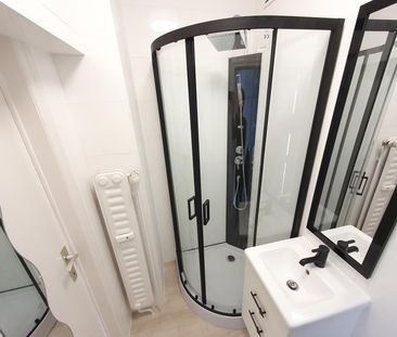 Appartement 2 chambres à 6000 Charleroi  Loyer: 790 € - Photo 3