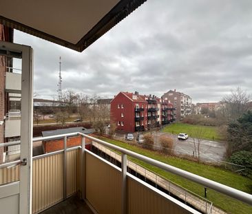 Fredriksdalsplatsen 6 – 3 rok (lgh 1202) - Foto 1