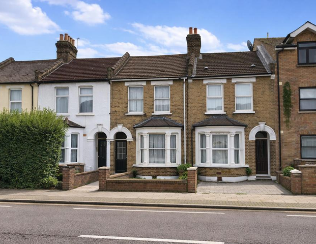 5 bedroom terraced house to rent - Photo 1