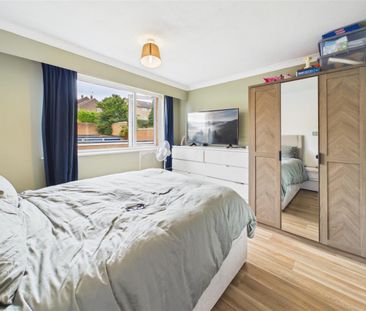 2 bedroom Flat to rent - Photo 6