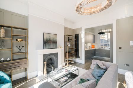 3 Bedroom Terraced, Connaught Street, Hyde Park, W2 - Photo 5