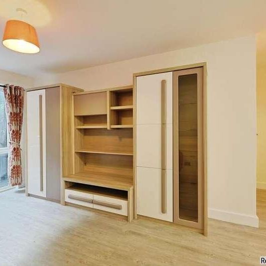 Castleford Court, London, NW8 - Photo 1