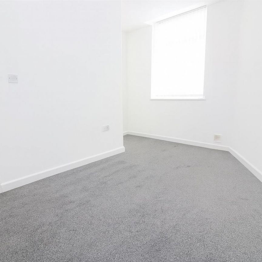 2 bedroom House To Let - Photo 1