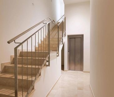 Luxury 4 room Detached House for rent in Sabadell, Catalonia - Photo 5