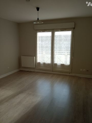 Appartement de type F2, dans résidence sécurisée, proche gare. - Photo 3
