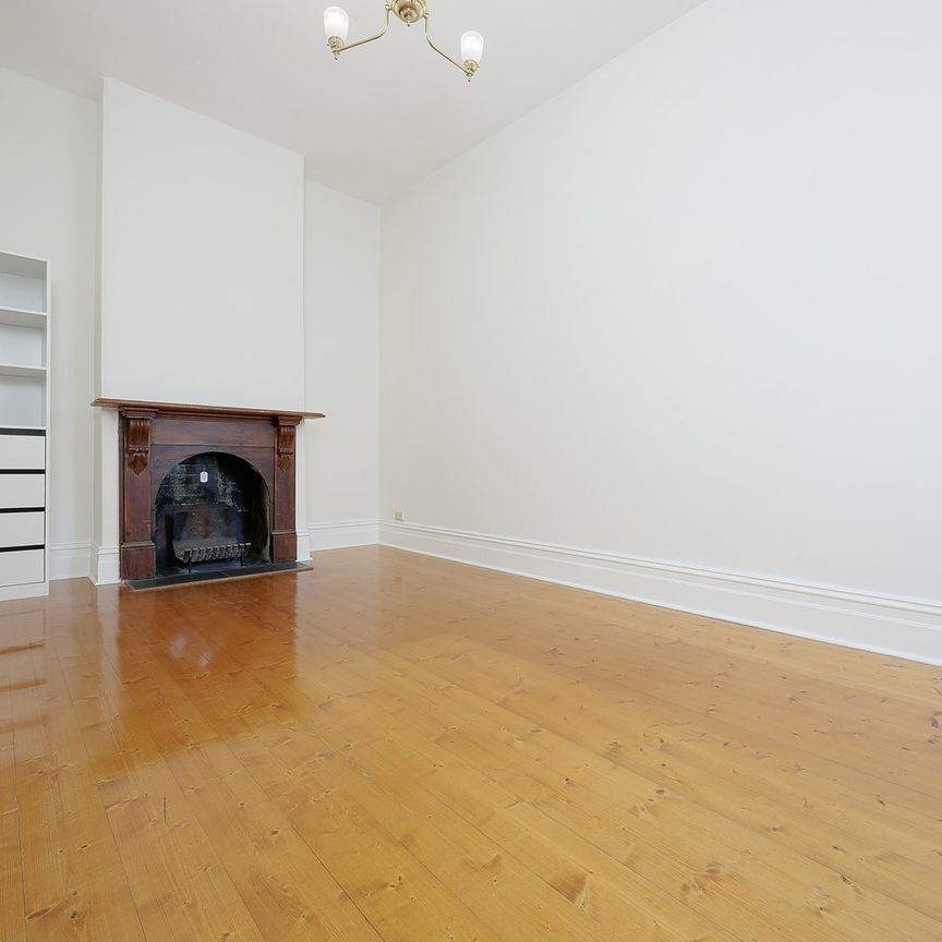 38 Davis Street, Carlton North VIC 3054 - Photo 1