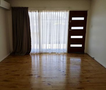 Unit 2, 229 Kawai Street, Nelson South, Nelson - Photo 2