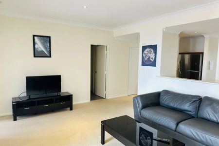 Come home and relax in this spacious 3-bedroom waterfront beauty - Photo 3