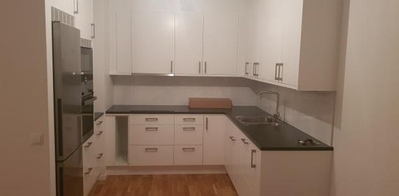 2:A I UPPLANDS VÄSBY UTHYRES - Foto 2