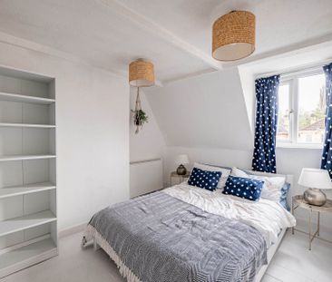 St George`s Place - Photo 5