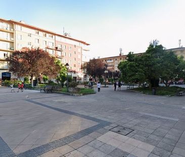 Alquiler de piso en Plaza Levante - Foto 4