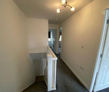 3 bedroom terraced house to rent - Photo 1