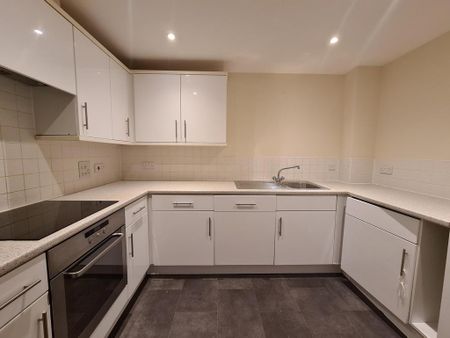 2 bedroom apartment to rent - Photo 4