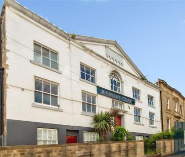 1 bedroom penthouse to rent - Photo 2