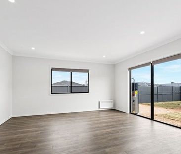 Ready To Move In! - Photo 1