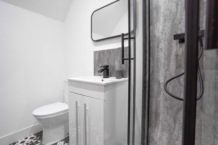 Romsey Road #81 - Photo 3