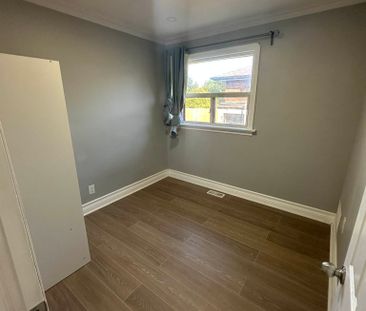 For Lease - 7 Toulon Road Unit# Main, Toronto, Ontario - Photo 5