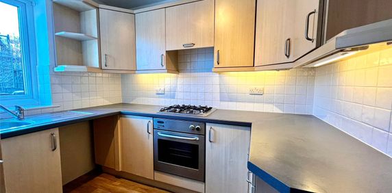 2 bedroom apartment to rent - Photo 2