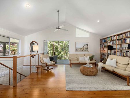 Grand Tree-Top Home with Ocean Views - Photo 2