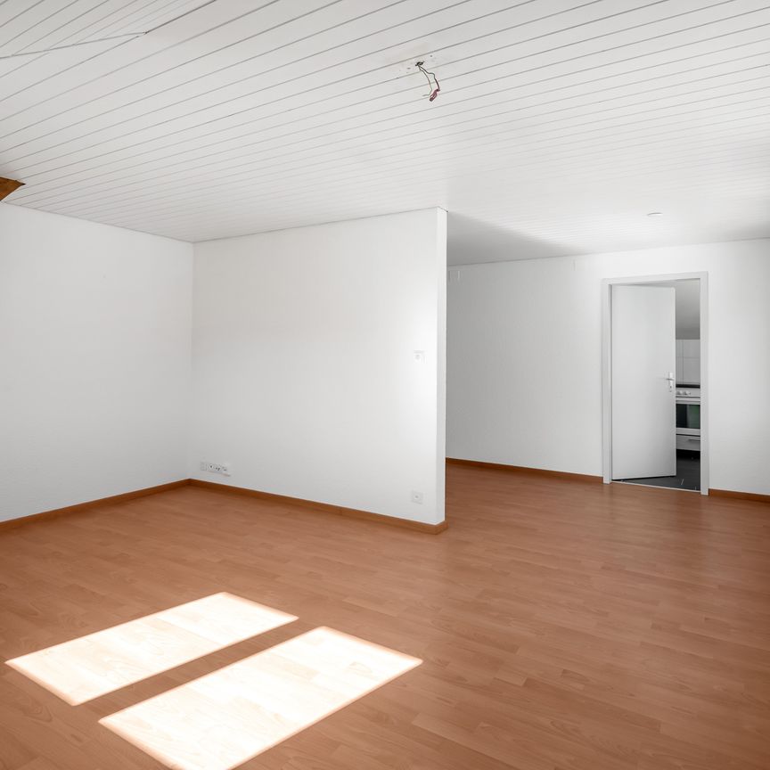 Ihr neues Zuhause - gemütliche Dachwohnung - Photo 1