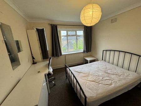 Winchester Road, Southampton - Photo 2