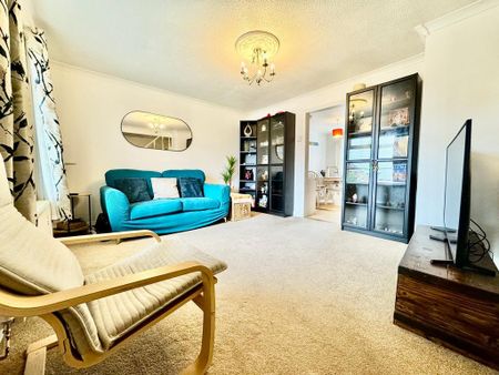 3 bedroom terraced house to rent - Photo 2