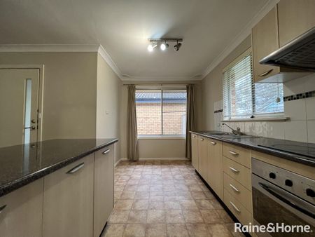 3/16 Victoria Street, Orange, NSW 2800 - Photo 3