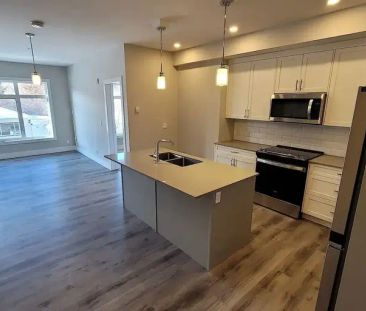 Well appointed 2 Bed 2 Bath Suite | 101 - 1702 17 Avenue Southwest,... - Photo 1