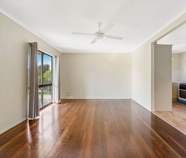 Family haven, Spacious house on a generous sized block for comforta... - Photo 1