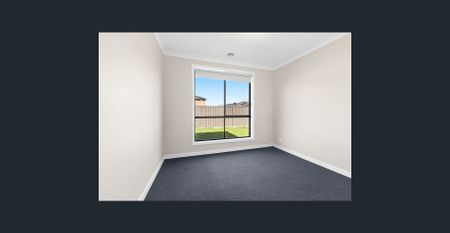 Family living in Popular Alfredton - Photo 3