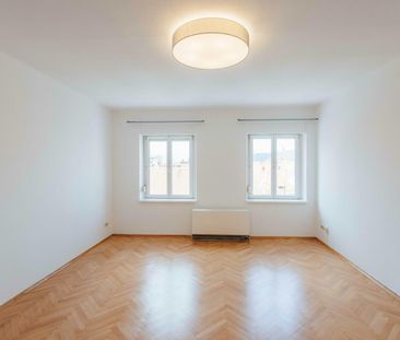 Sonnige 2-Zimmer- Studenten! - Altbau - Wohnung mit Kamin und Panor... - Photo 2