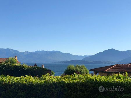 Ampio bilocale arredato vista lago - Foto 3
