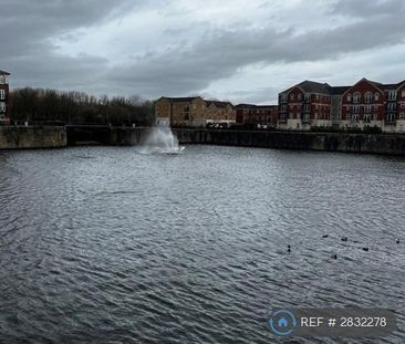 2 bedroom flat to rent - Photo 4