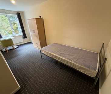 ROOM 2, Benland, Bretton, PE3 8EB, Property for rent - Photo 1