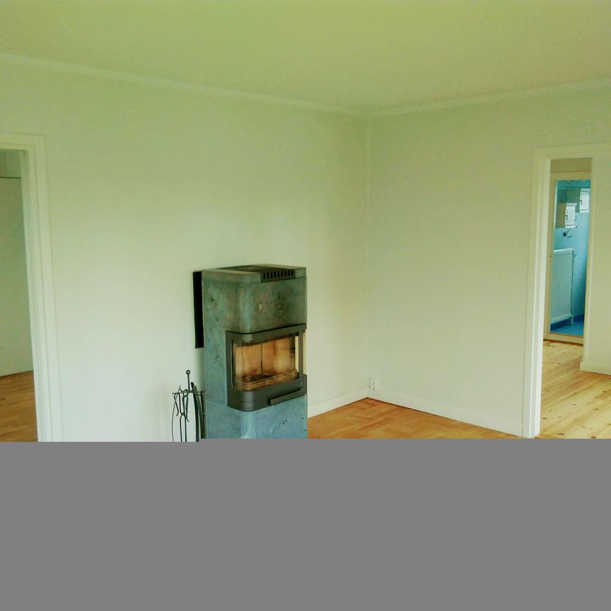 Stenevägen, Kumla - Foto 1