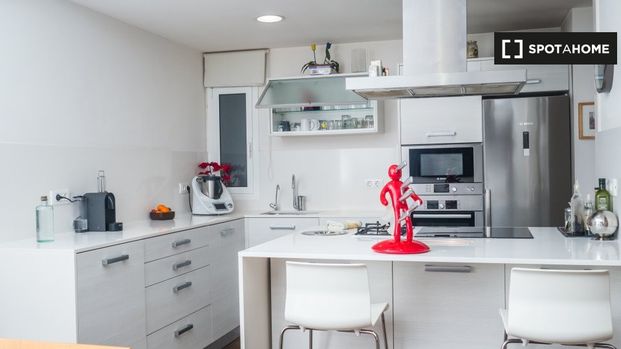 barcelona, Catalonia 08024 - Photo 1